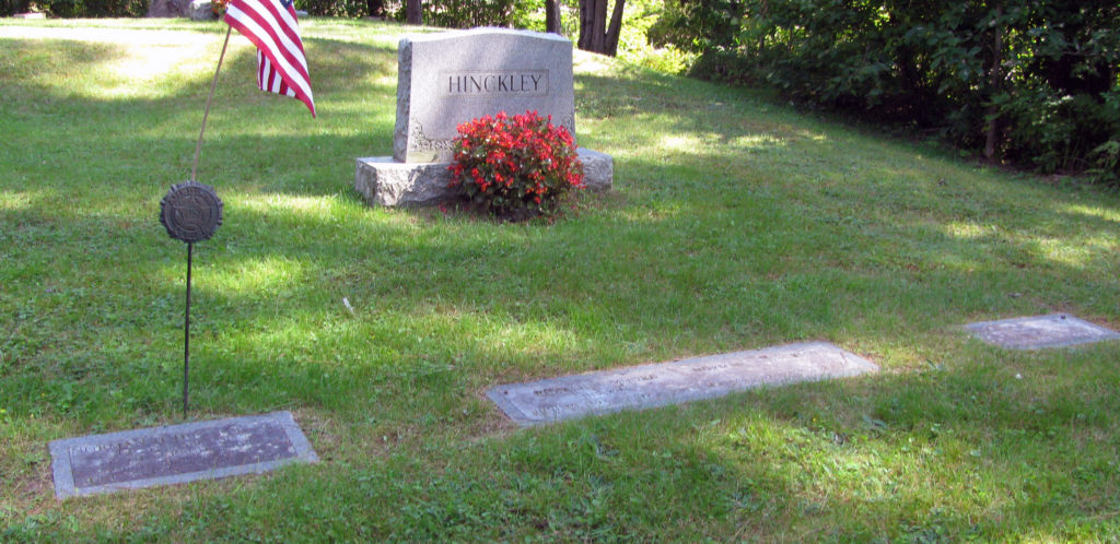 Grave of PFC Norman Hinckley, US Army Air Corps ww2, pacific theater, prisoner of war