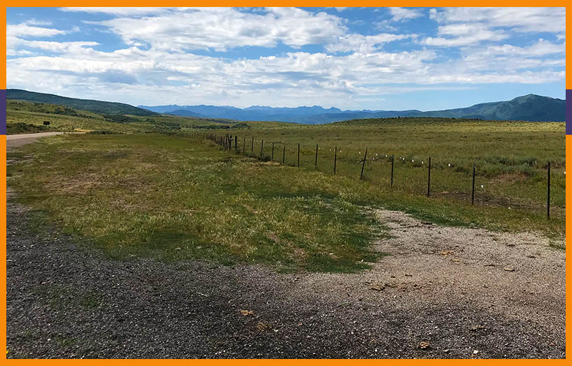 "Heartbreak Ridge" (Hogsback Ridge) on Mormon Trail in Utah